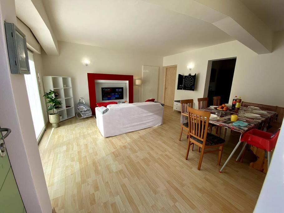 Casa Vacanza Veronica Con Giardino Verbania Luaran gambar