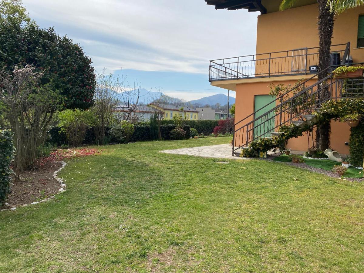 Casa Vacanza Veronica Con Giardino Verbania Luaran gambar