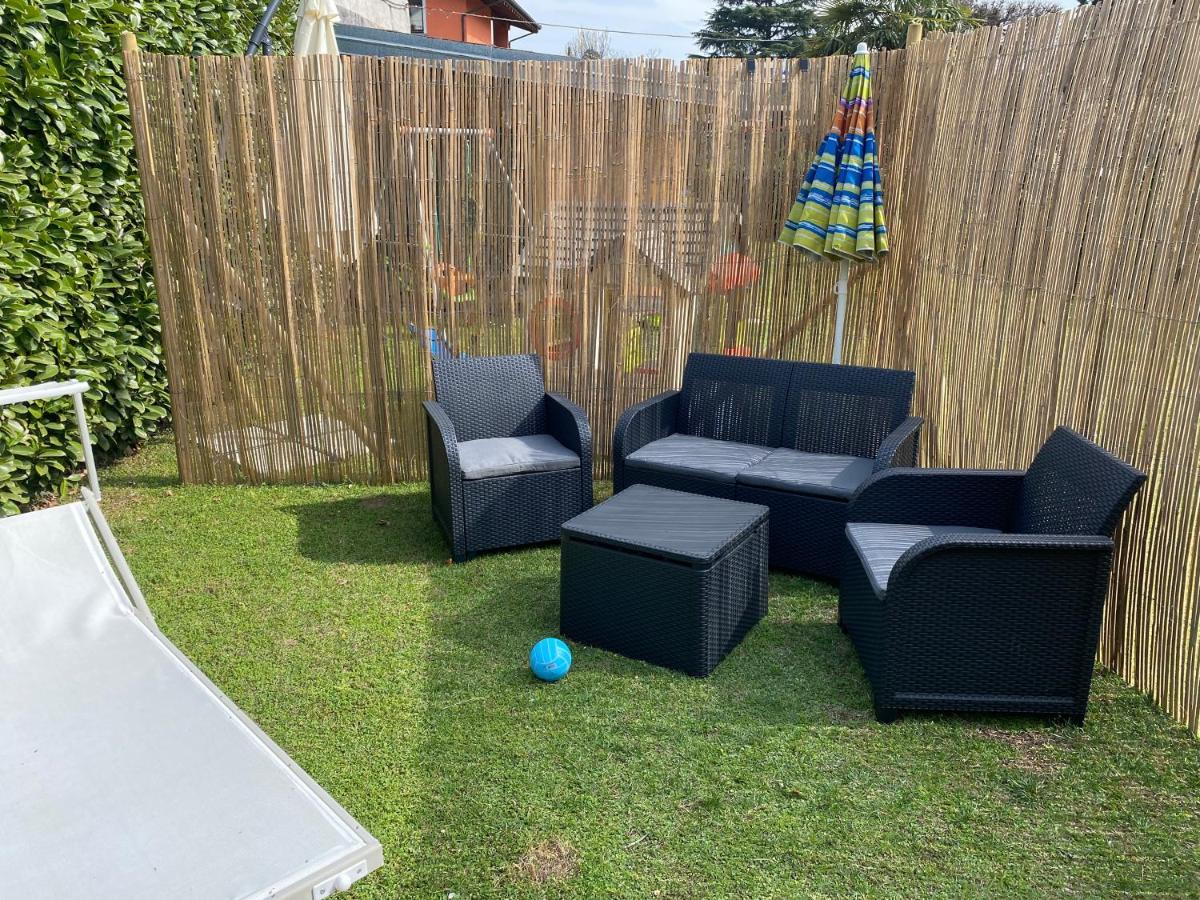 Casa Vacanza Veronica Con Giardino Verbania Luaran gambar